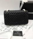 Сумка Chevron Caviar Medium Classic Double Flap